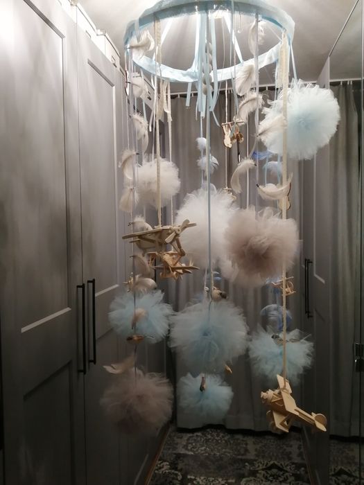 Karuzela, zawieszka samolociki i pompony