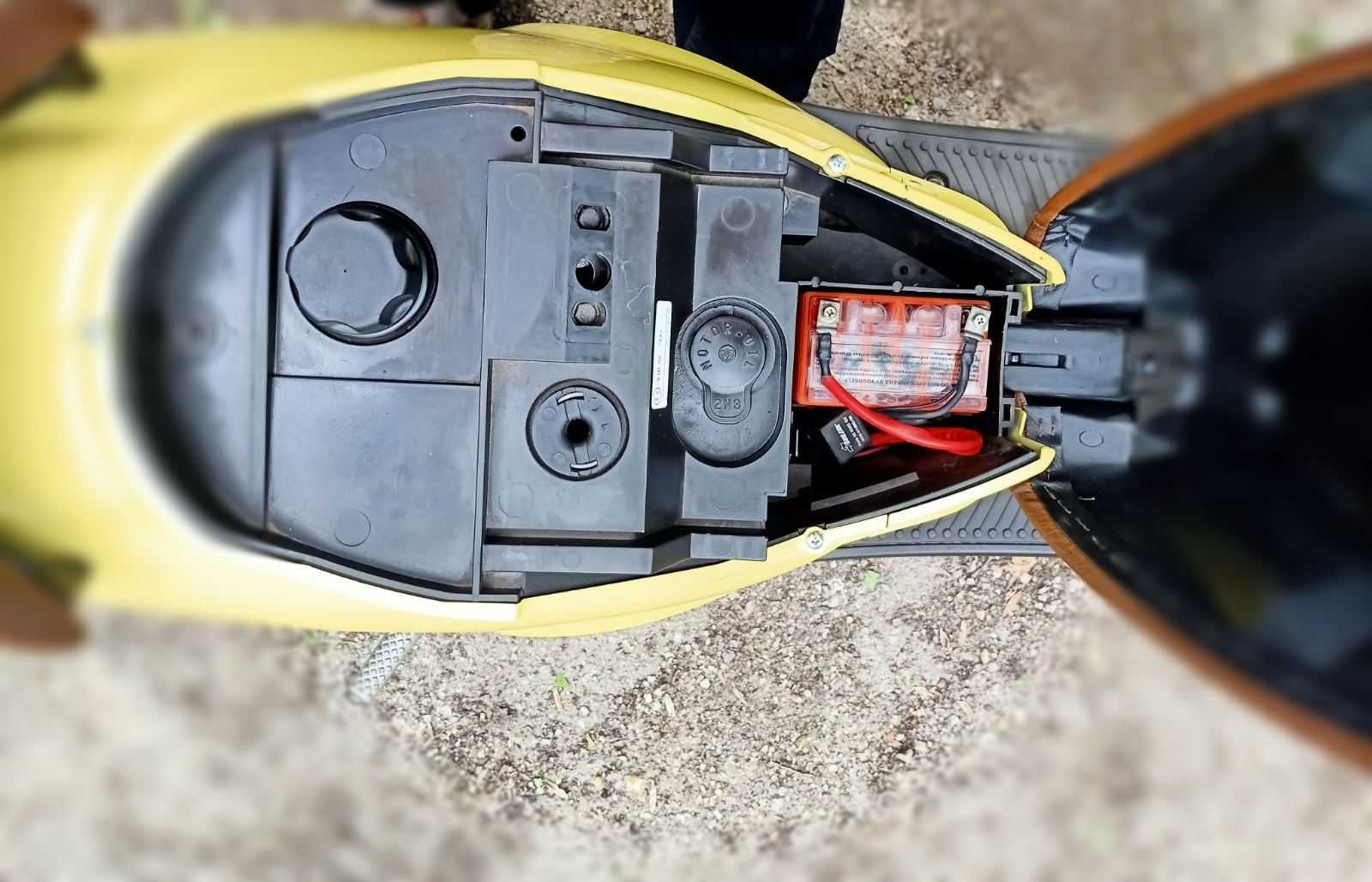 скутер YAMAHA  WHY  50cm3/ 2000р.