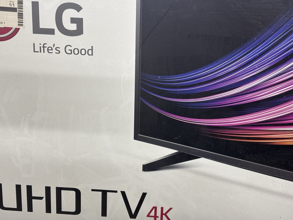 Телевізор LG 43UH6107 (побитий екран)