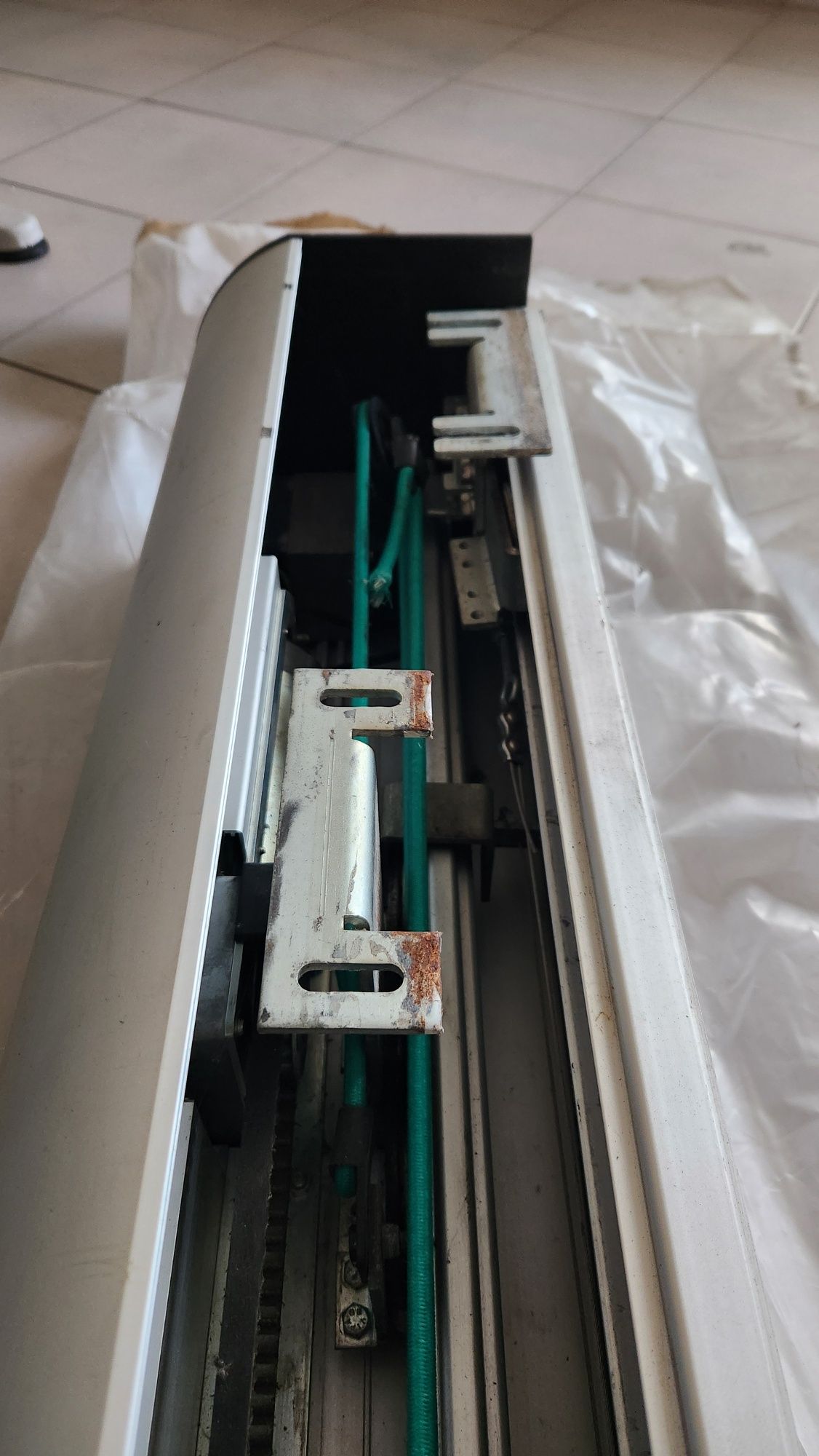 Automatismo modelo Bist portas de vidro