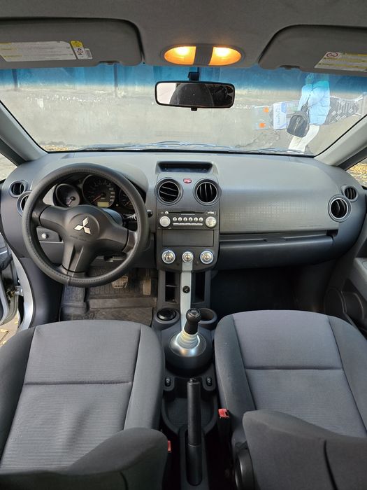 Mitsubishi Colt 1.3 автомат
