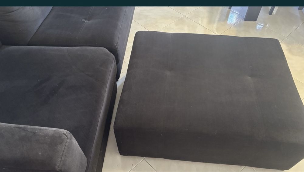 Sofa preto em bom estado
