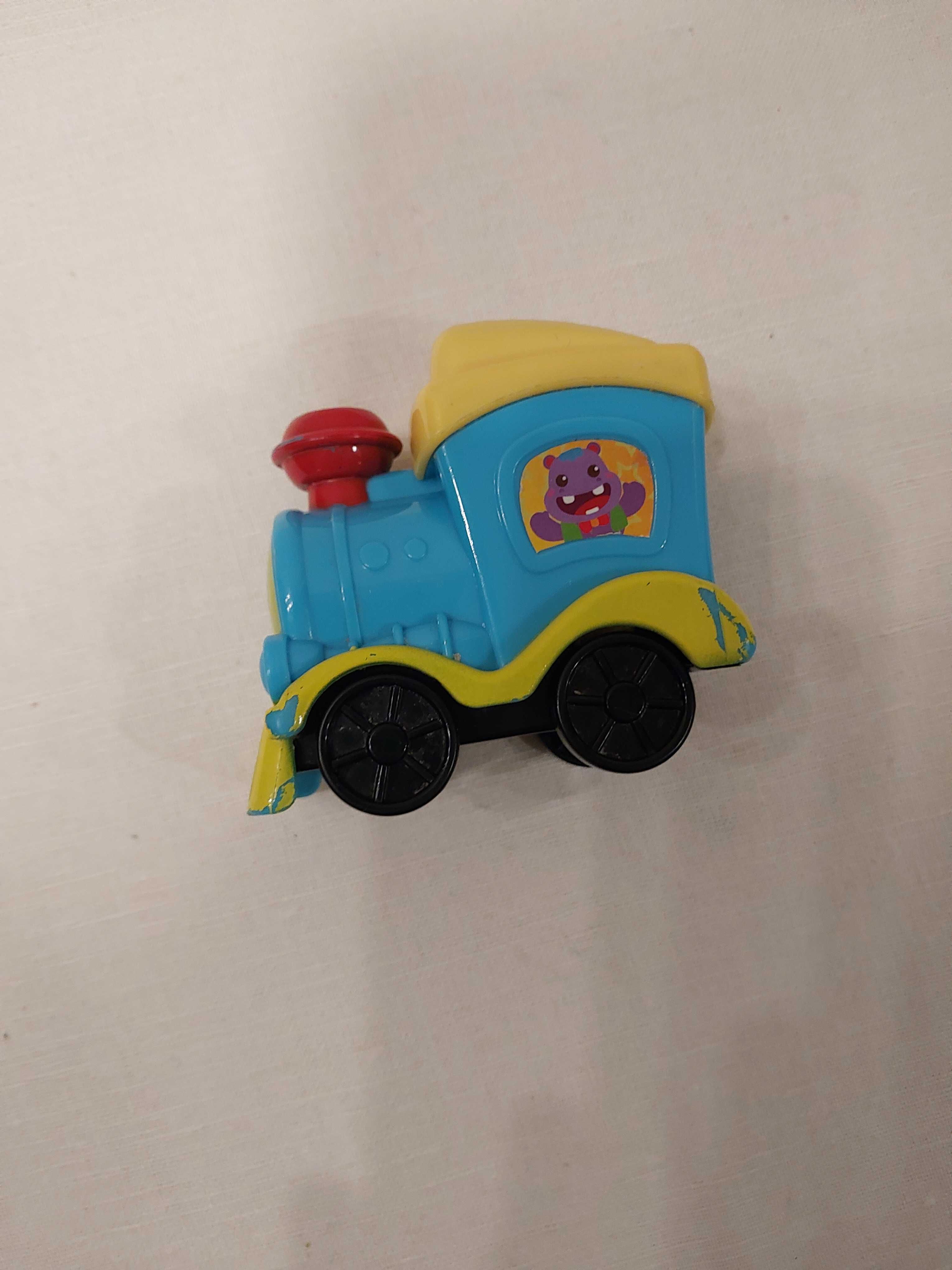 Smily Play_STOLIK Edukacyjny z ciuchcia literkową i pianinem