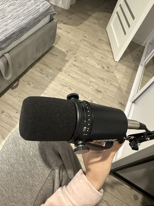 Студійний мікрофон Shure MV7