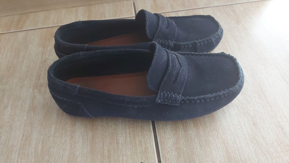 Mokasyny chłopięce zamszowe, granatowe Zara 36