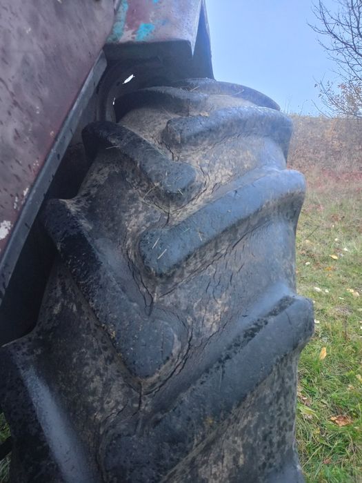 Продам трактор юмз