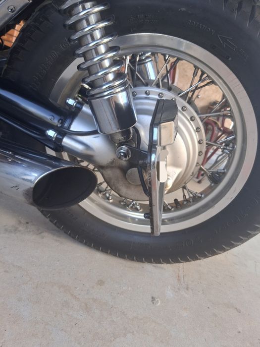 Suporte lateral para matrícula