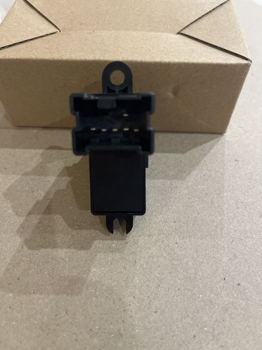 Кнопка склопідіймача Кнопка стеклоподъемника Nissan Qashqai Pathfinder