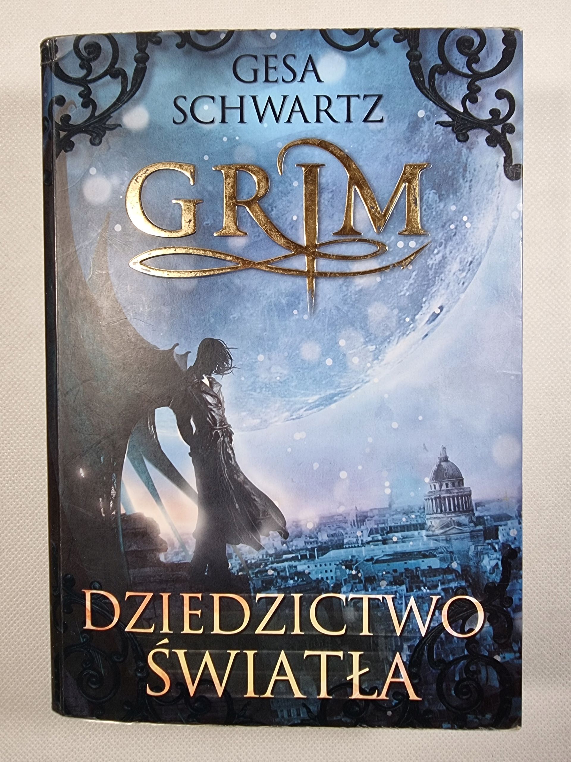 Grim Dziedzictwo Światła / Gesa Schwartz