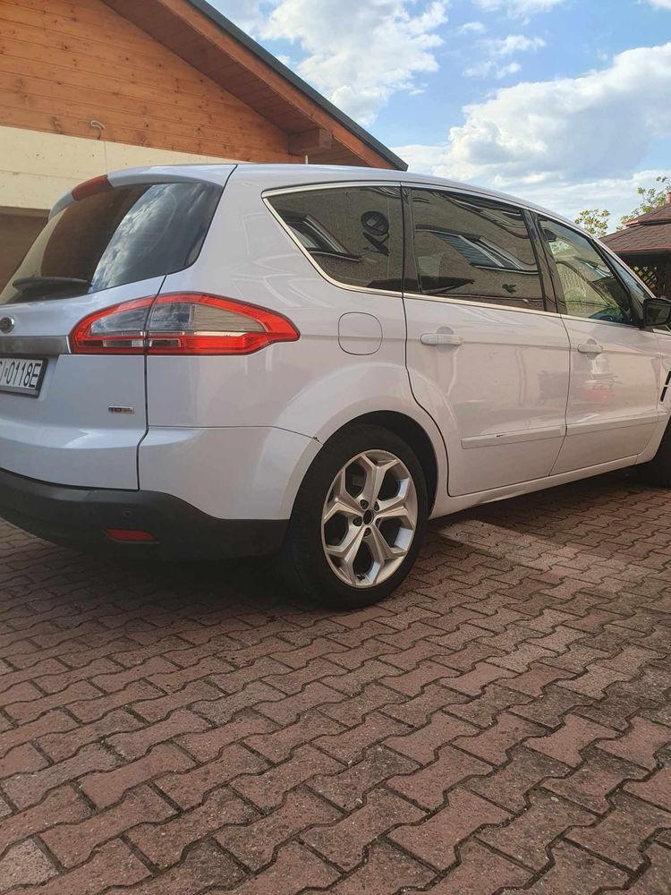 Ford S-max 2010 Titanium 160 KM