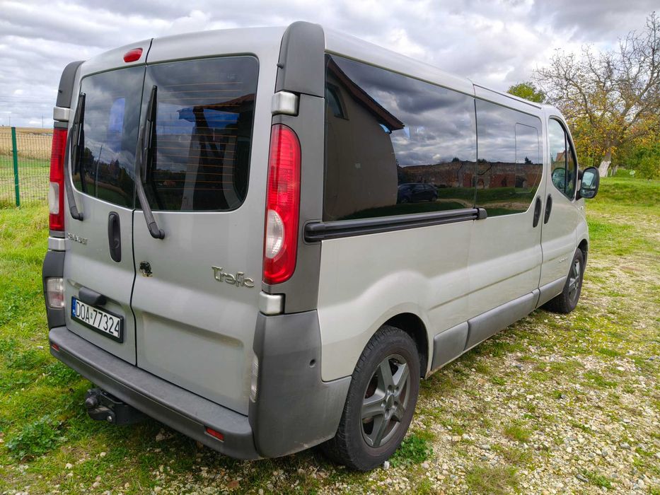 Renault Trafic Passenger 2.0 dCi 115KM Long