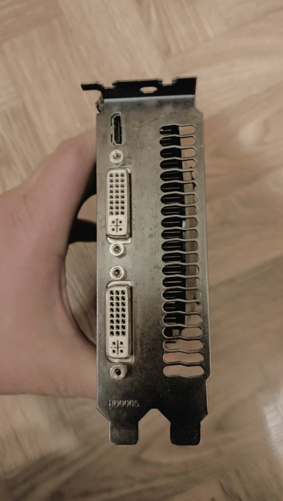 Видеокарта GeForce GTX 460