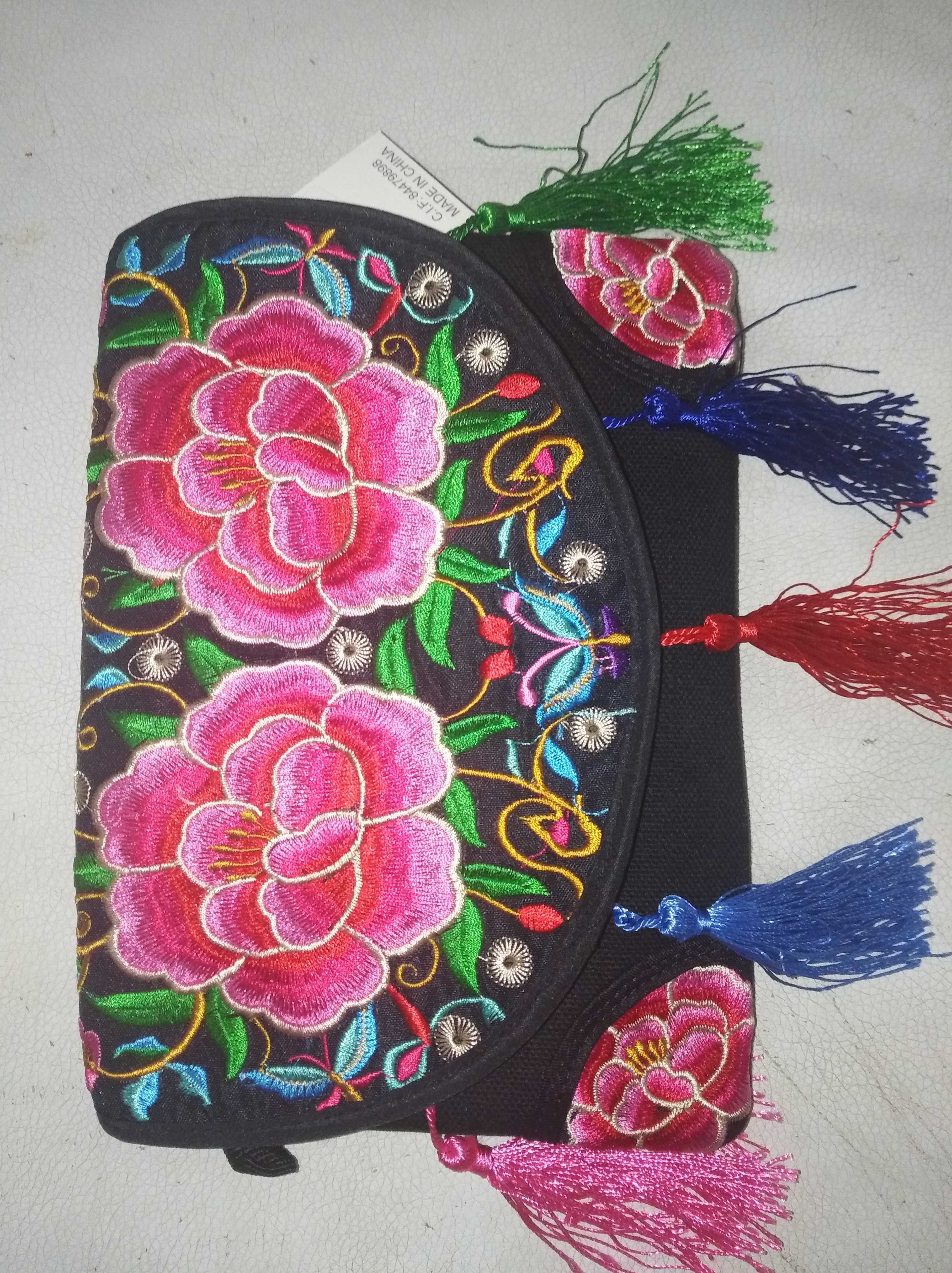 Malas pequenas, clutch cada 5€