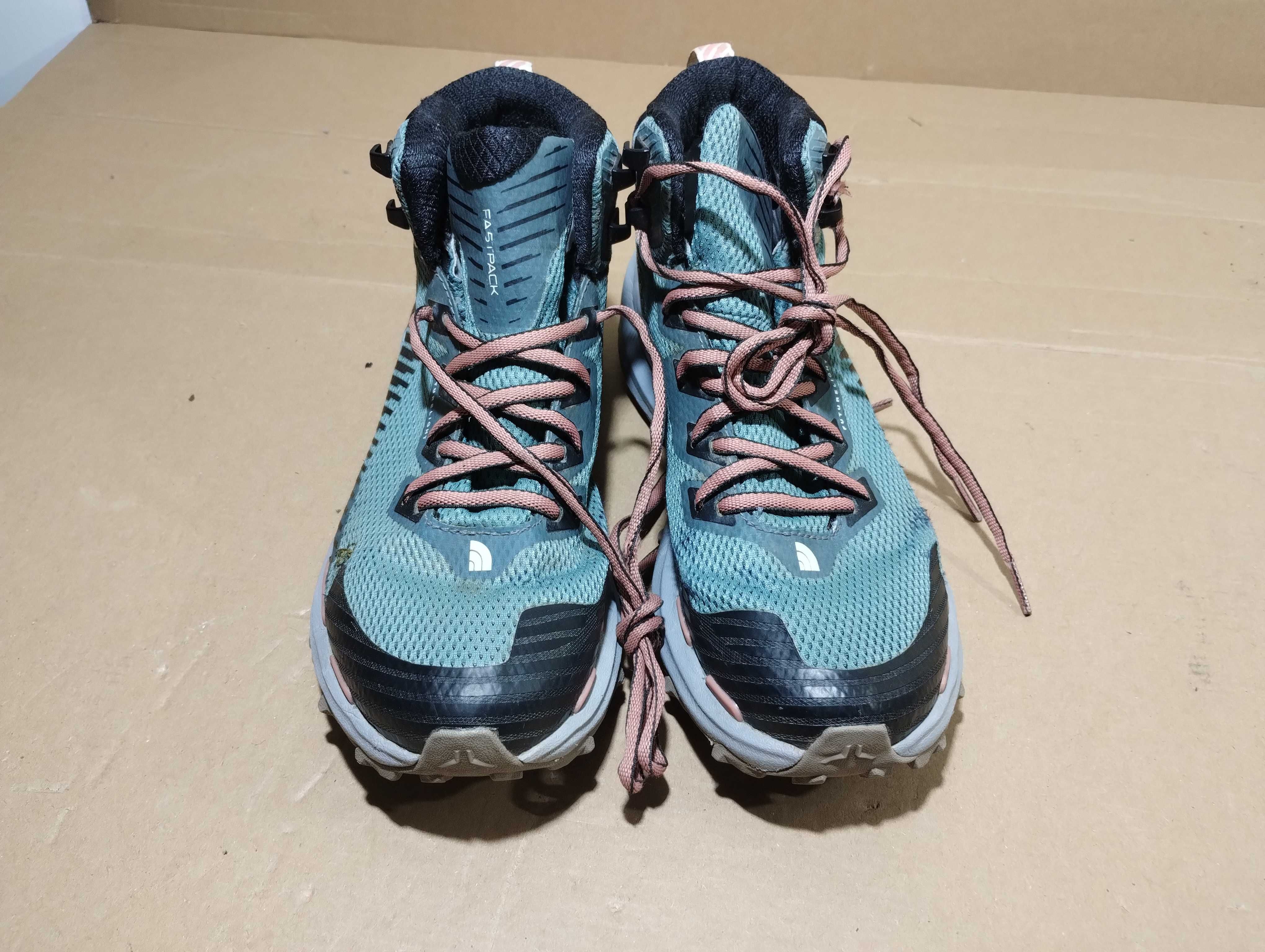Buty sportowe The north face 40