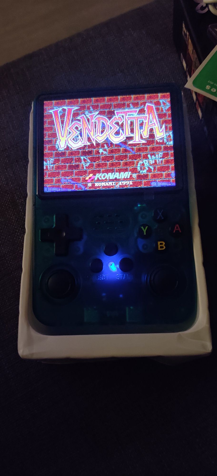 Consola de jogos retro r36S