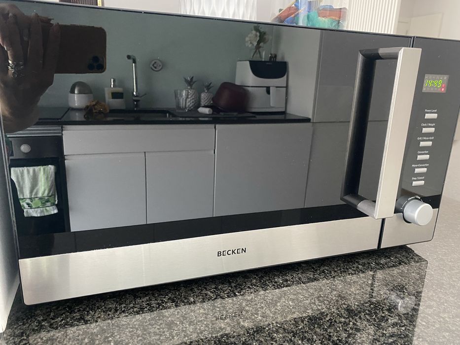 Microondas com forno e grill 30 litros