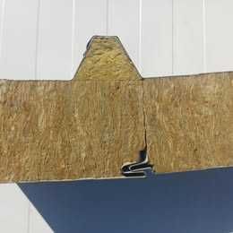 Płyta warstwowa dachowa z wełną mineralną gr. 150mm. Dach, Hala.  2