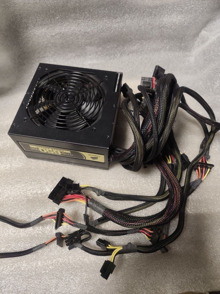 Блок живлення ПК Corsair TX650W 650Watt 2*(6+2)PIN GPU 80PLUS