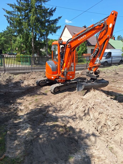 usługi koparką mini koparką wykopy budowa dróg kamieńczyk łochów urle
