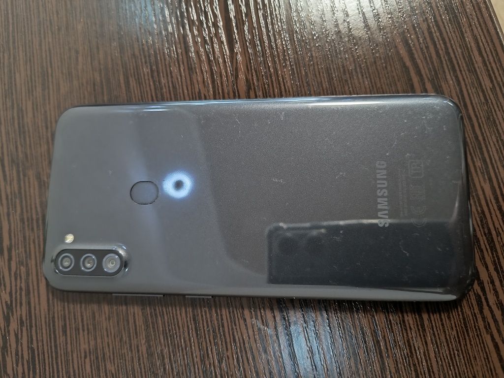Samsung Galaxy A11 | 32 ГБ | Гарний стан | Повністю робочий