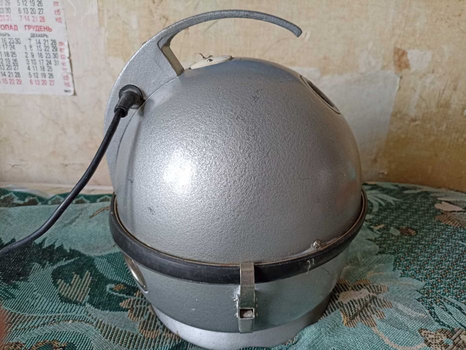 Пылесос Вихрь ЭП-5М1