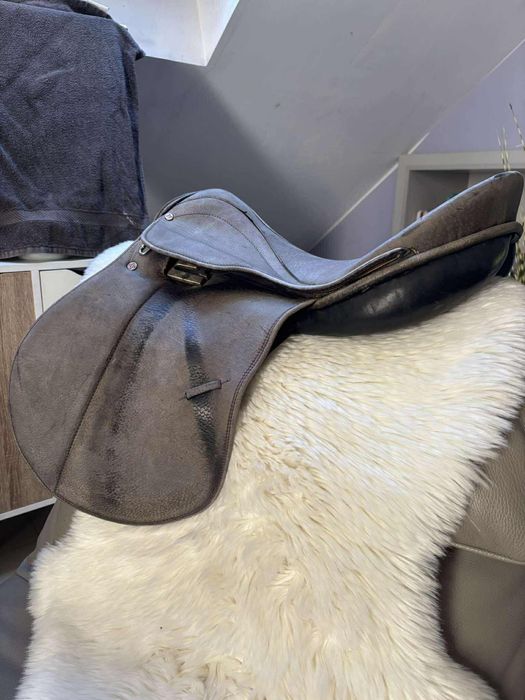 Siodlo marki Felsbachag