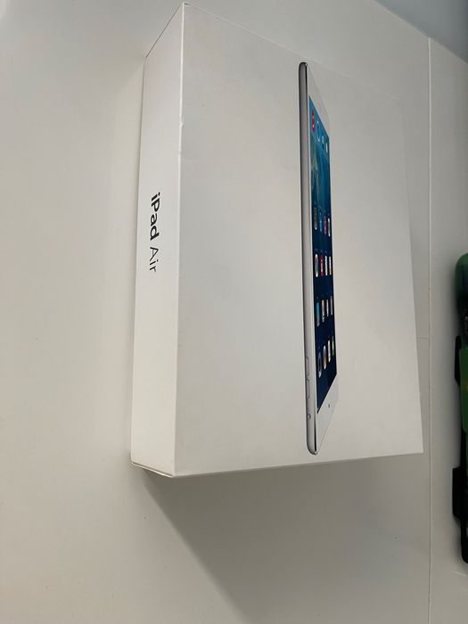iPad Air LTE першого покоління