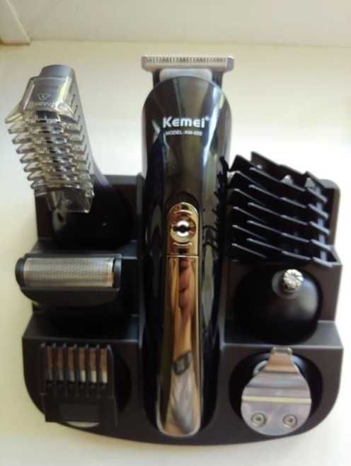 Классная машинка для стрижки волос kemei km-600 триммер 11 в 1