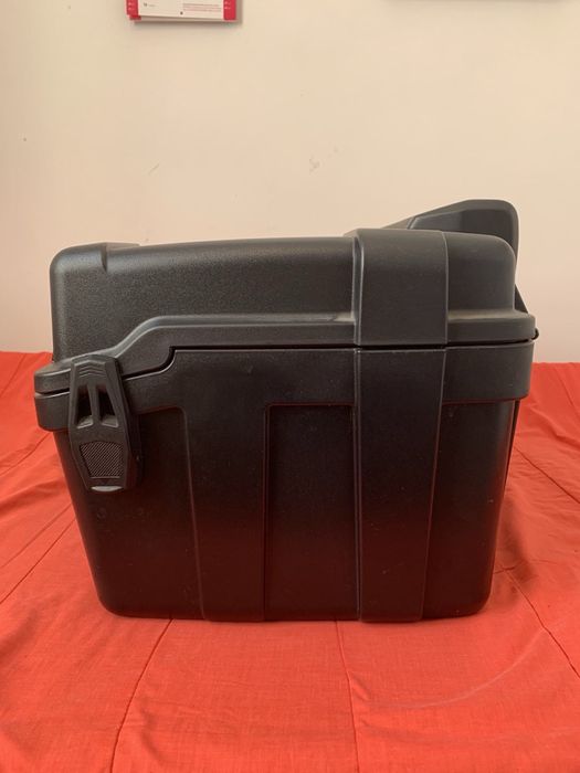 Продам центральний кофр Kappa KGR 46