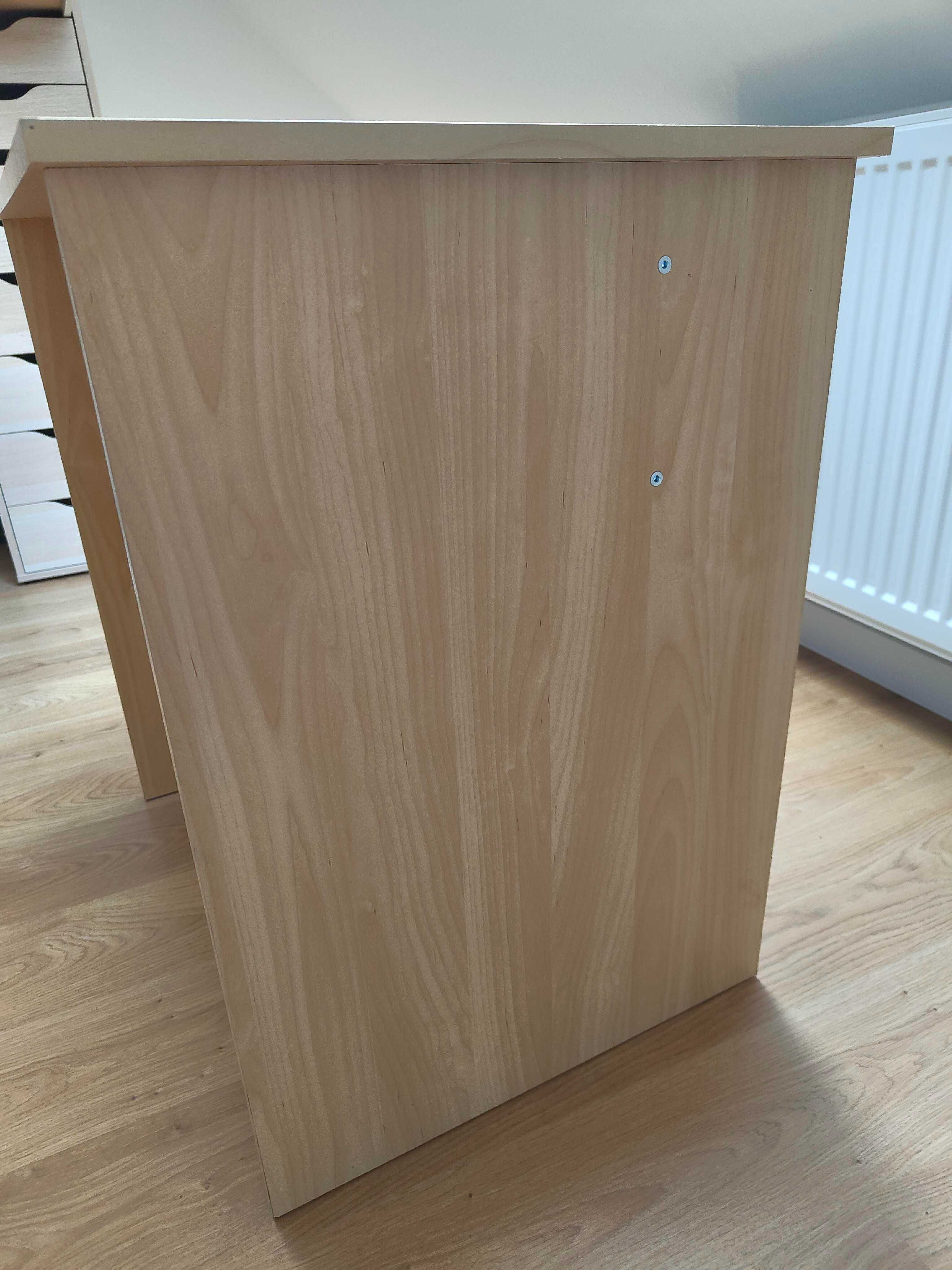 Mały stół BALDVIN (IKEA 16781) rozmiar 60x48,5x70,5 cm