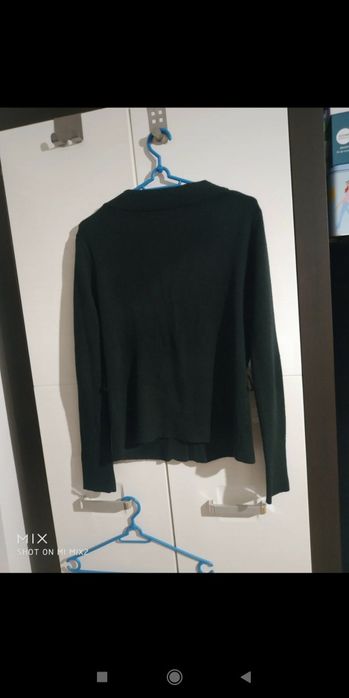 Czarny sweterek damski.Decoco fashion.