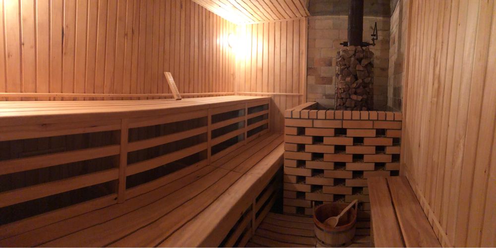 Баня на дровах з басейном