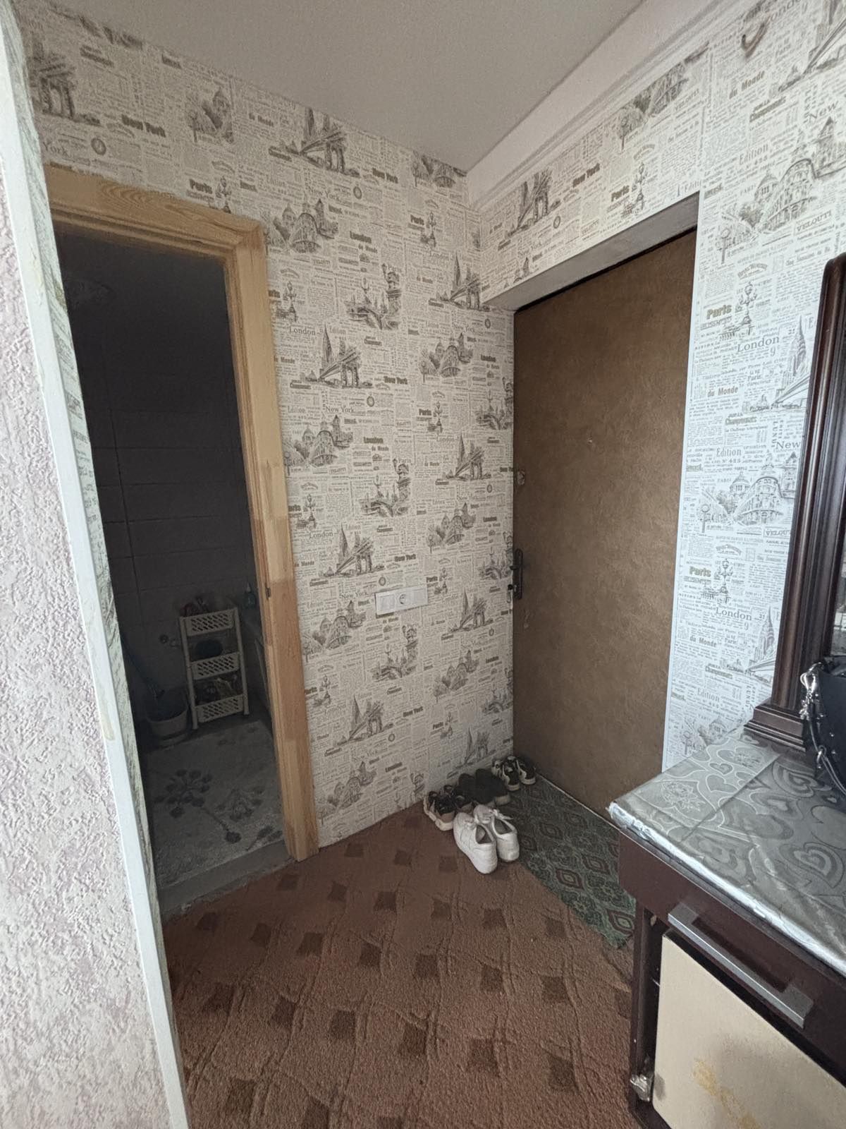 Продам однокімнатну квартиру в Броварах район парку.