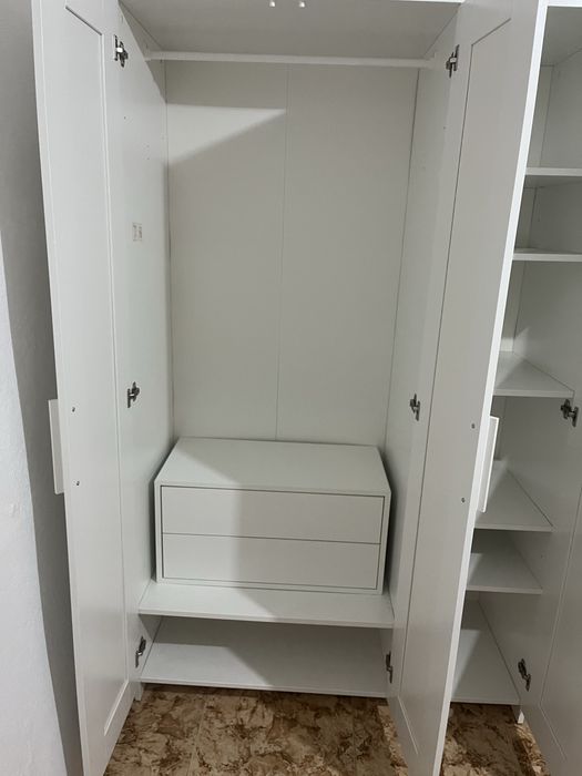 Roupeiro 3 portas Brimnes Ikea