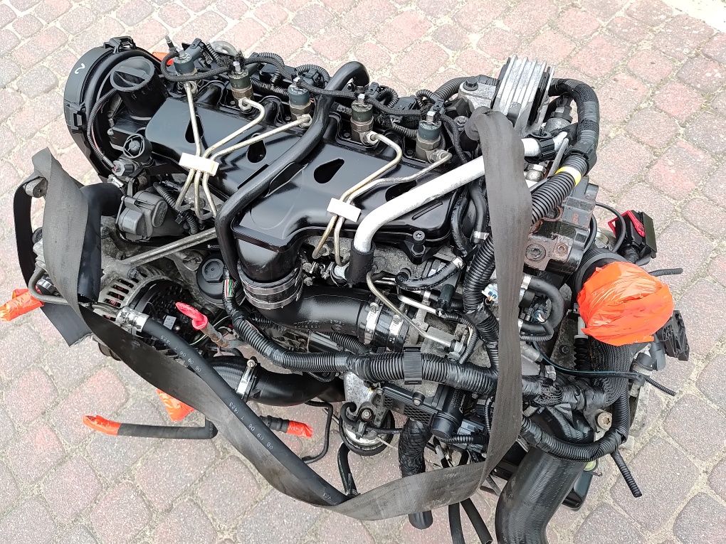 Silnik kompletny VOLVO XC90 D5 2.4D 185KM  D5244T4 motor engine