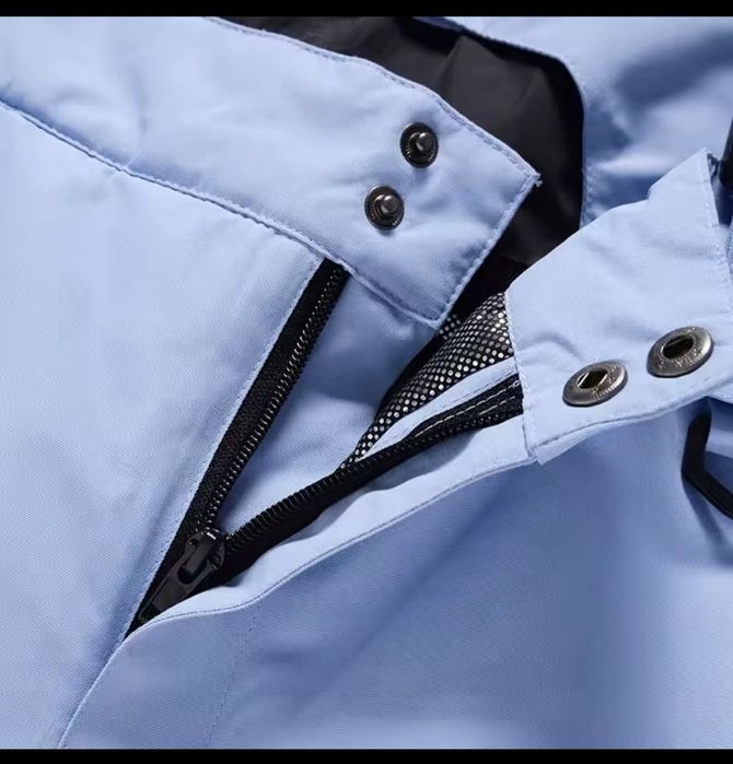 Ідеальний жіночий костюм для лиж і сноуборду