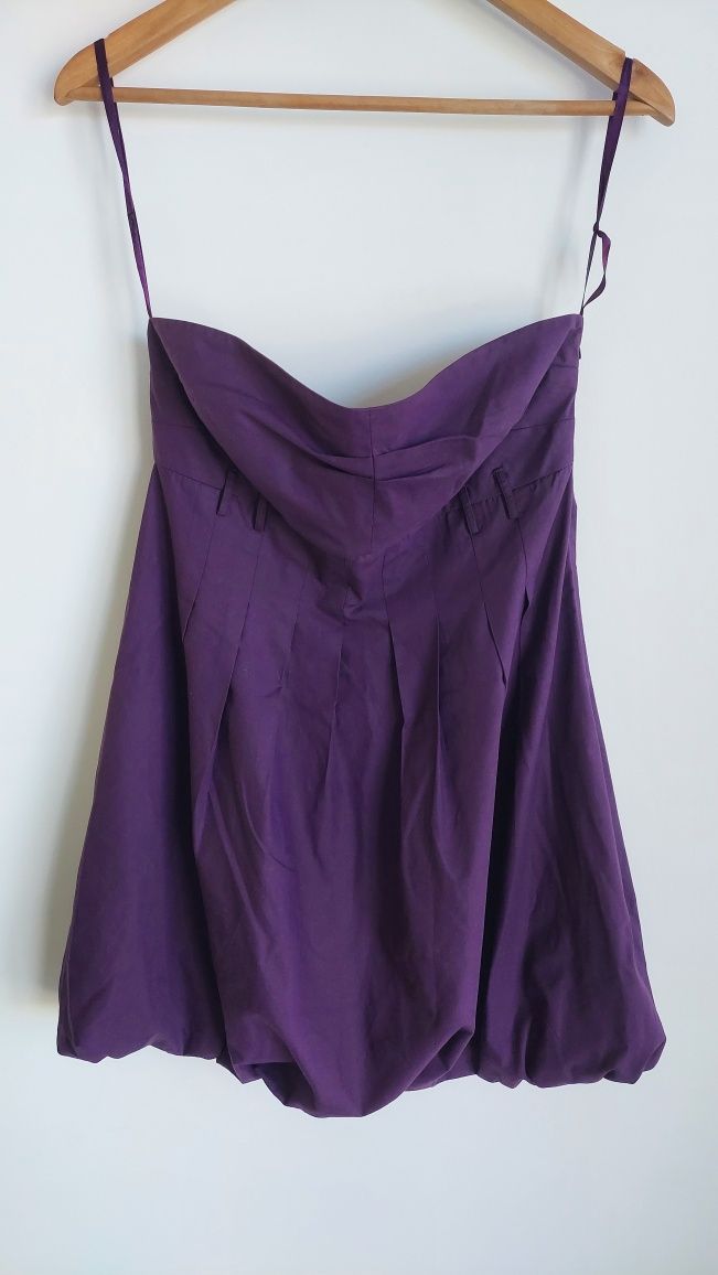 Vestido roxo com efeito balão