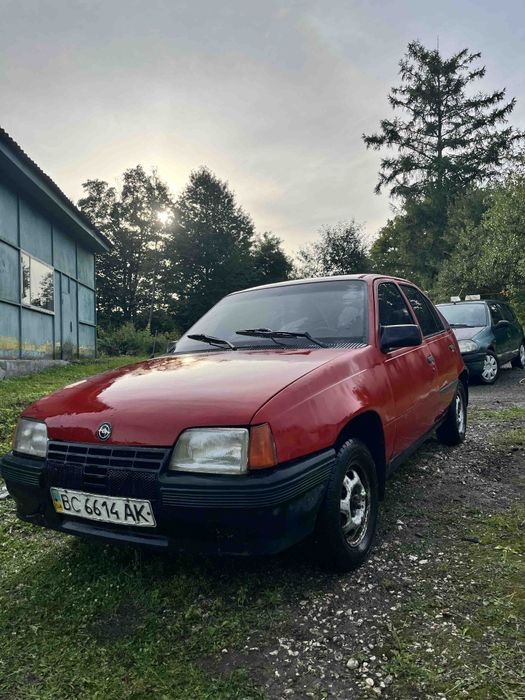 Терміновий продаж Опель Кадет 1986
