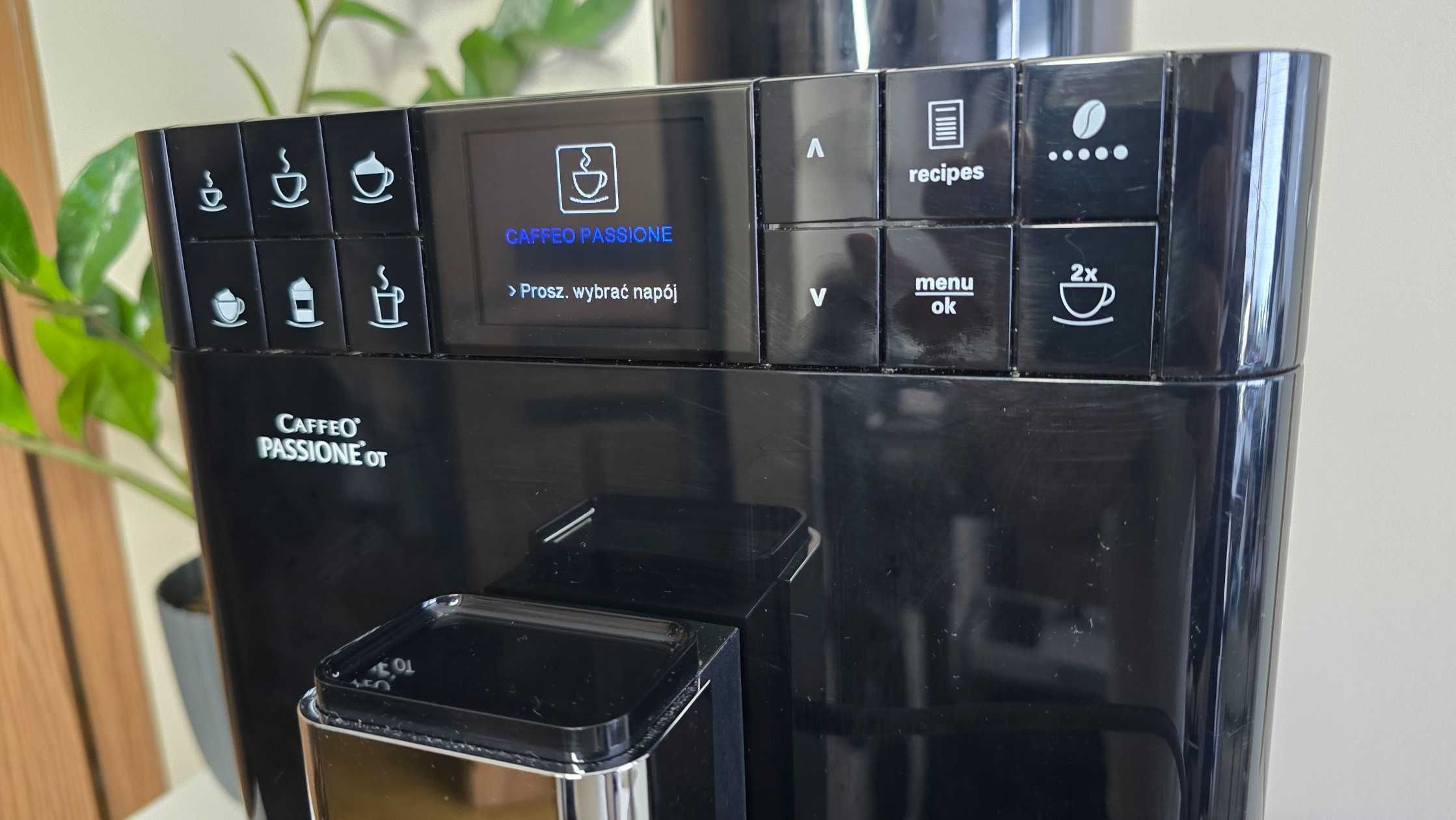 Ekspres ciśnieniowy Melitta Passione OT dwie kawy mleczne, One touch