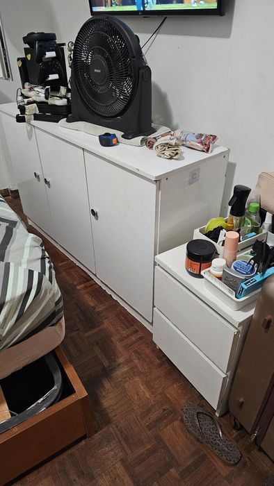 Aparador + movel de cabeceira IKEA