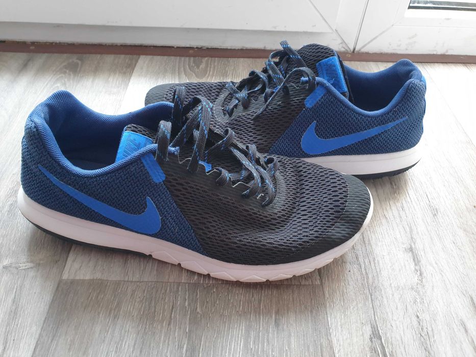 Мужские фирменные кроссовки NIKE 42,5 р (по ст-27 см)