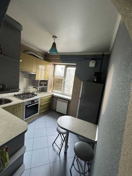 Оренда 2-к квартири на вул. Пасічна