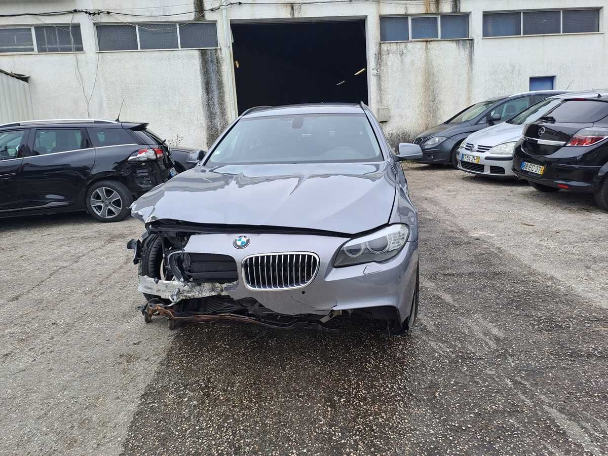 BMW 520 TOURING 2011