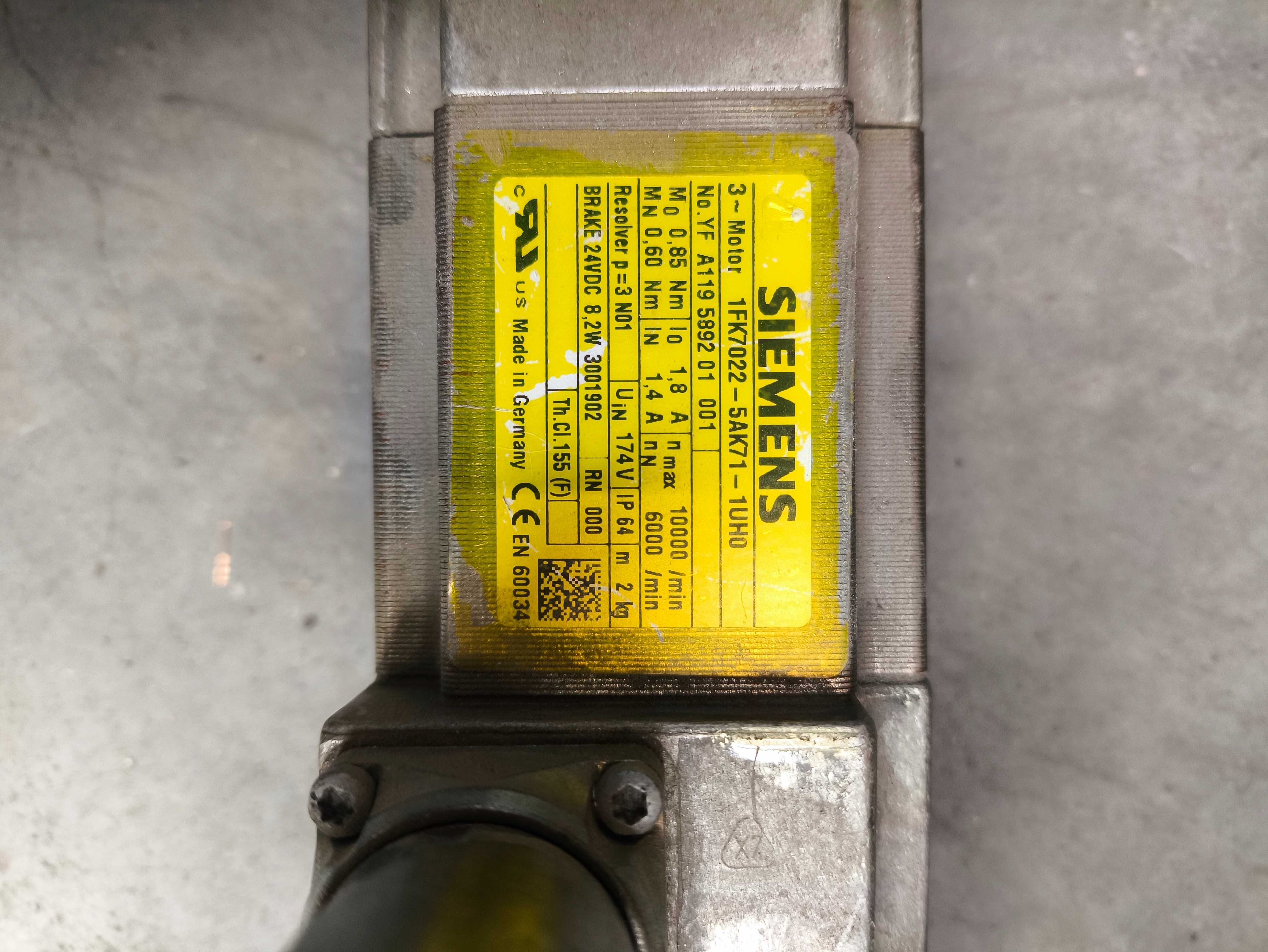 SIEMENS 1FK7022-5AK71-1UH0 serwomotor