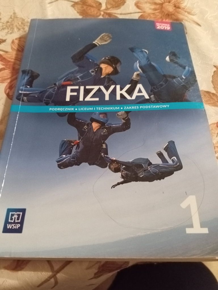 Fizyka klasa 1 liceum