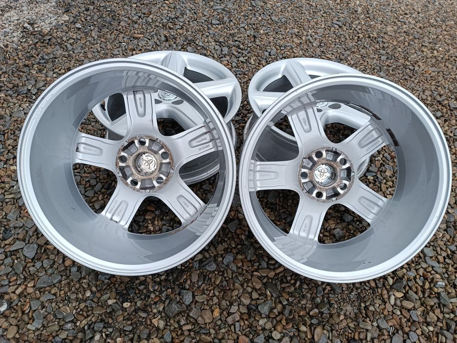 Диски 5*114.3 R17 TOYOTA Suzuki
