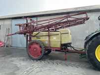 Opryskiwacz RAU 2700l 24m