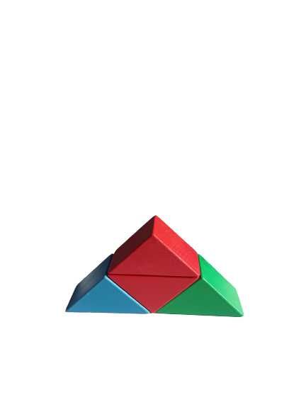 Дерев’яні кольорові трикутники 40*40*40 мм