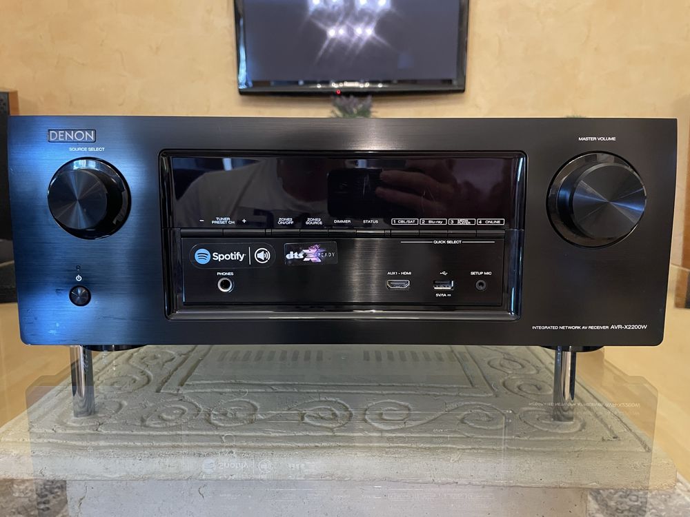 Amplituner Denon AVR-X2200W