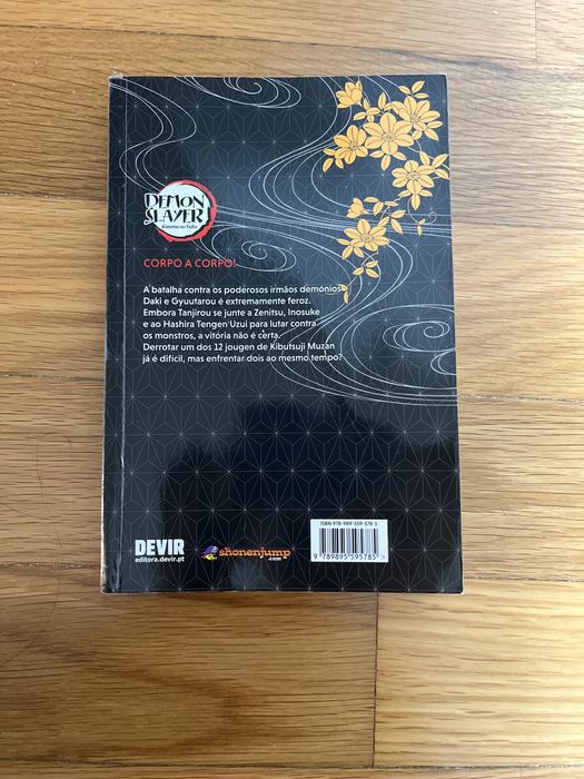 Livro maga muito giro